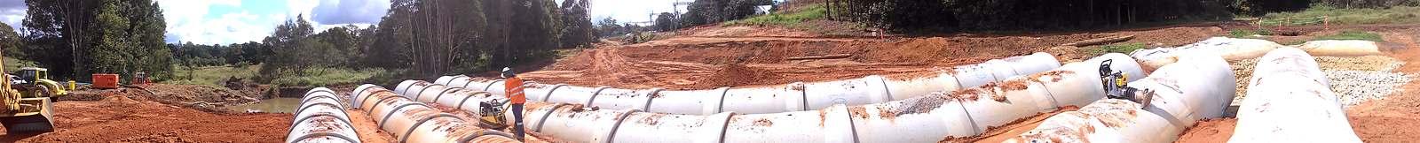 Backfill between large diameter RCPs