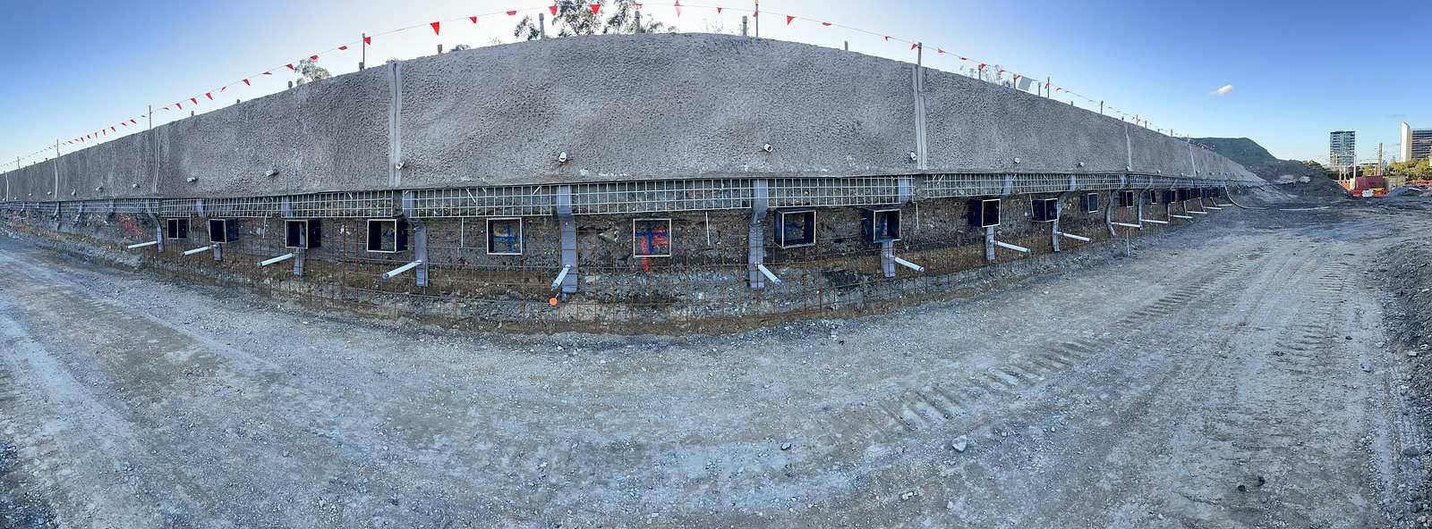 Prepared shotcrete retaining wall