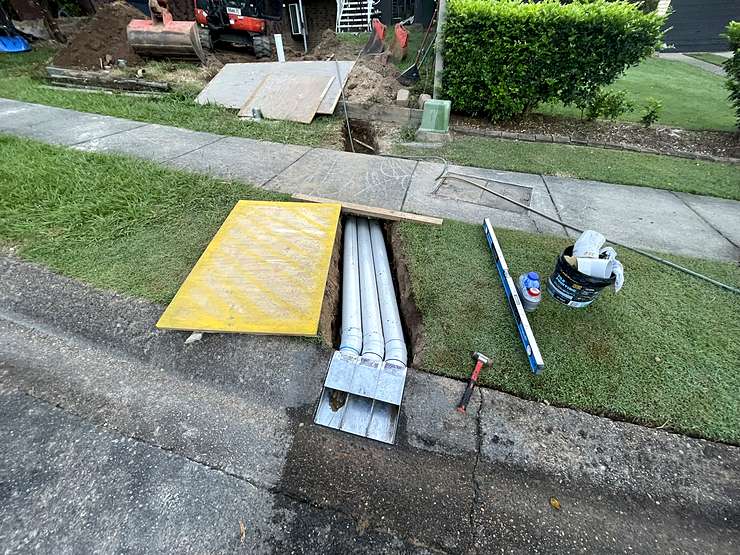 Stormwater kerb outlet